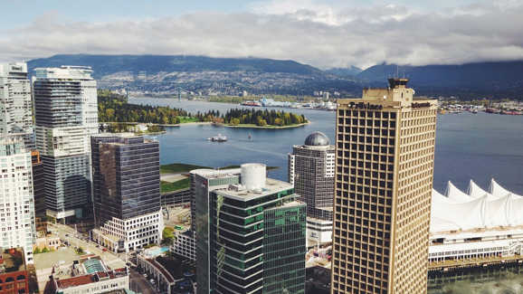 Für 493€ und 53000 Meilen Business Class mit Flying Blue nach Kanada Amex