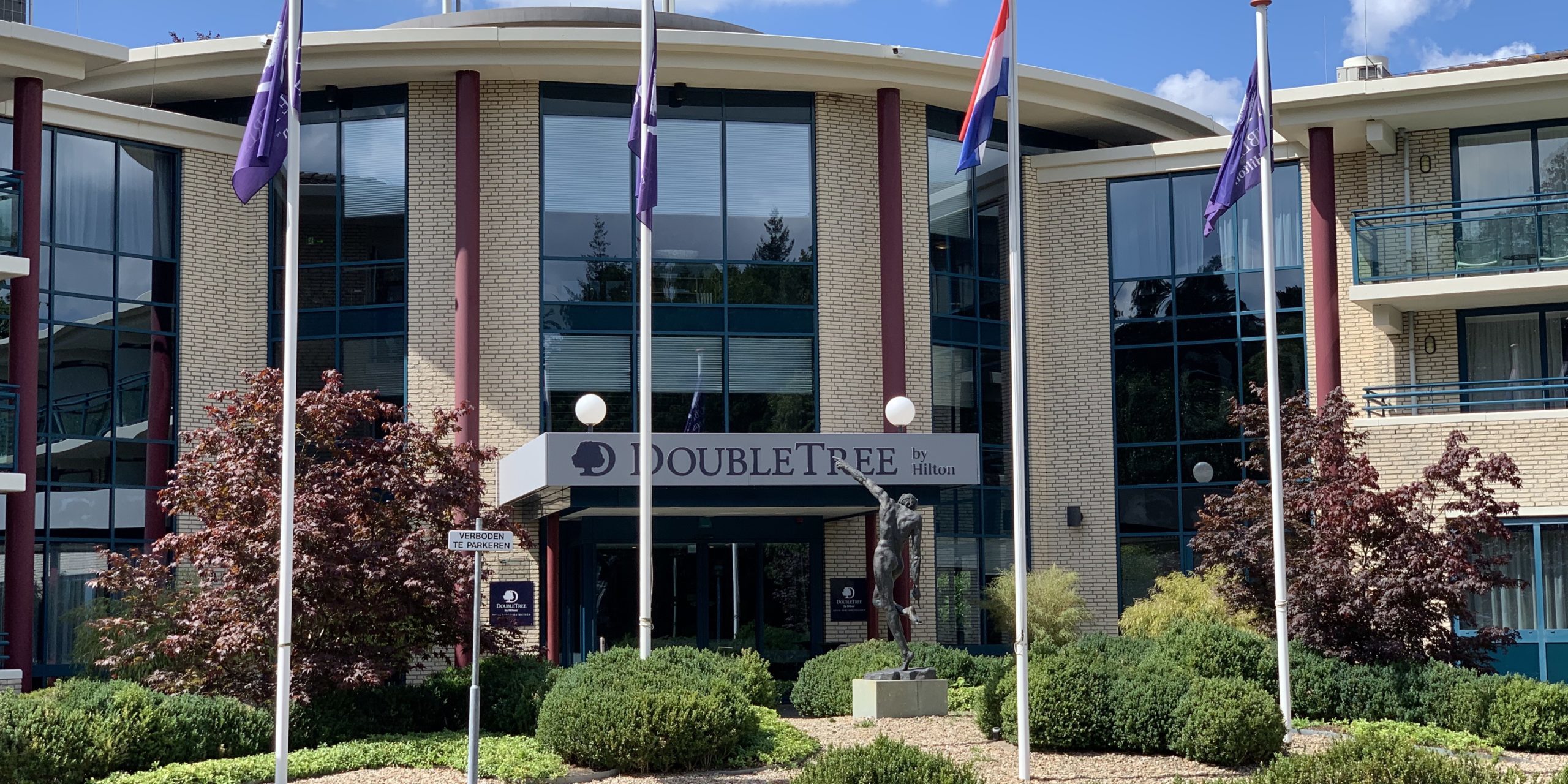 Immer Gratis Frühstück im Hilton erhalten und zusätzlich Hilton Punkte sammeln mit der Hilton Honors Visa Kreditkarte Immer Gratis Frühstück im Hilton erhalten und zusätzlich Hilton Punkte sammeln mit der Hilton Honors Visa Kreditkarte