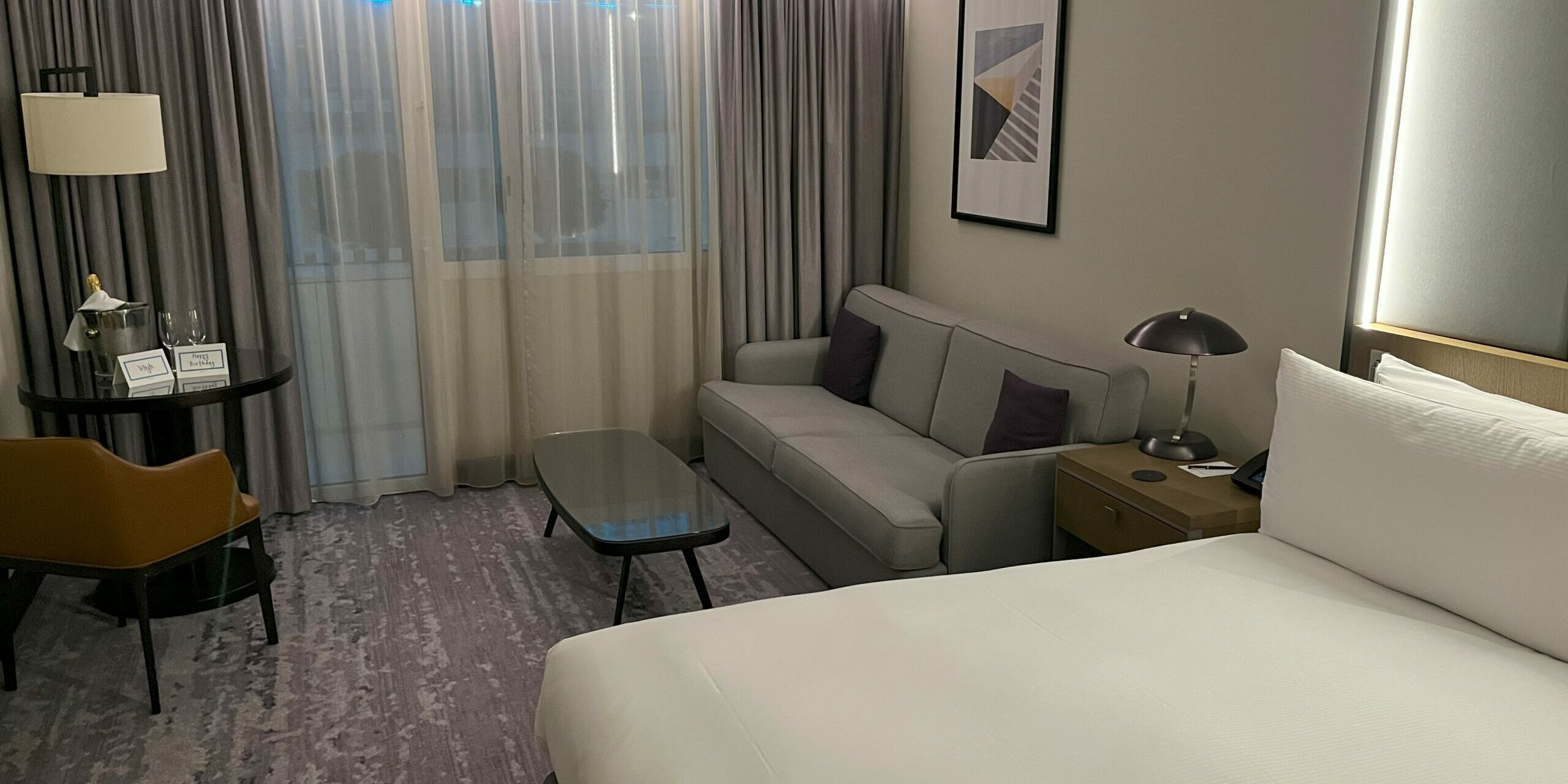 200 Miles & More Meilen für eine Hotelbewertung bei HolidayCheck